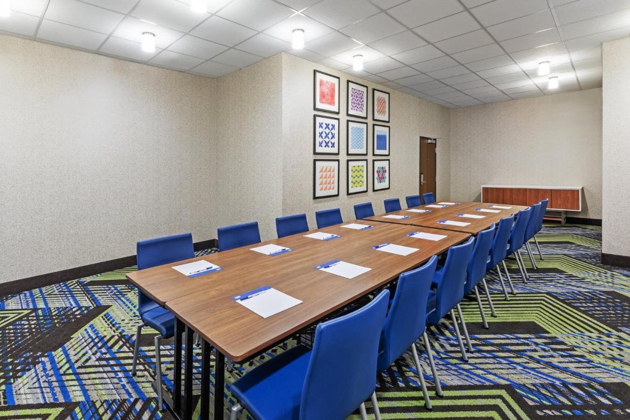 Holiday Inn Express & Suites - Houston - Downtown North By Ihg Exterior photo